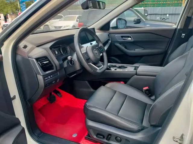 Nissan X-Trail — Фото автомобиля 8