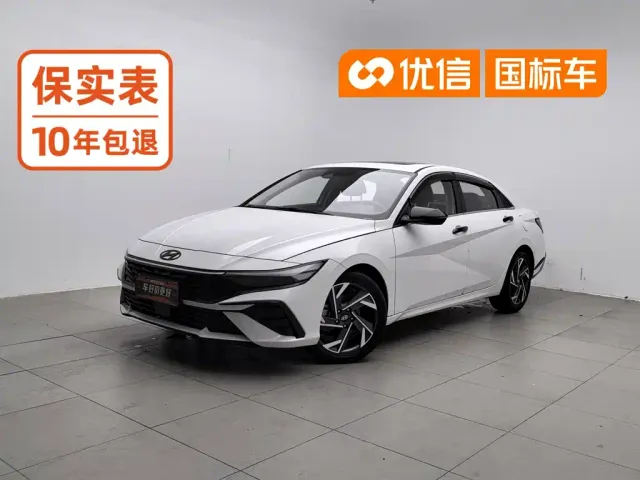 Фотография автомобиля — Hyundai Elantra