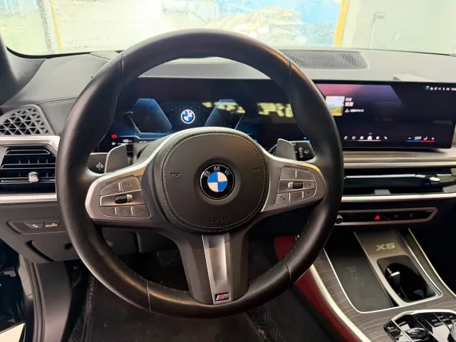 BMW X5 — Фото автомобиля 10