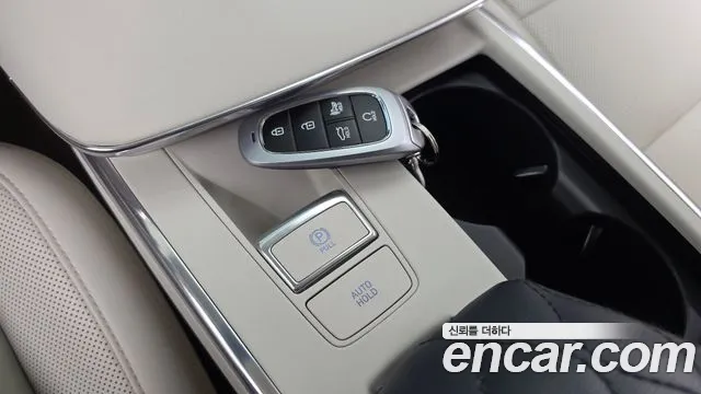 Hyundai Grandeur (New) Hybrid — Фото автомобиля 21