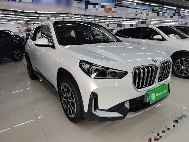 BMW X1 — Фото автомобиля 3