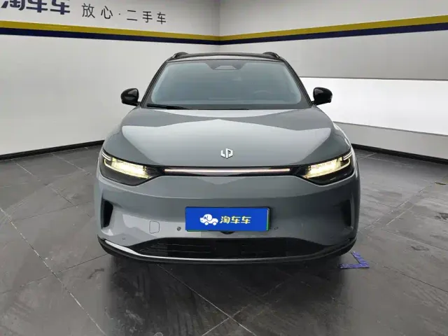 Leapmotor C11 — Фото автомобиля 2