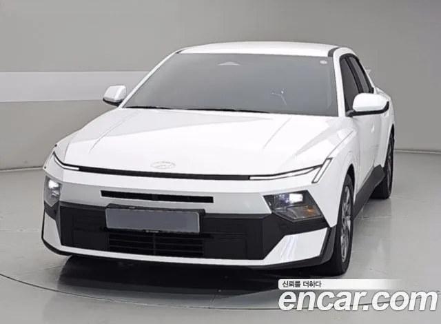 Фотография автомобиля — Hyundai Avante (CN8)