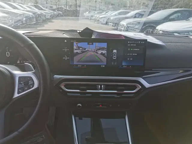 BMW 3 Series — Фото автомобиля 8