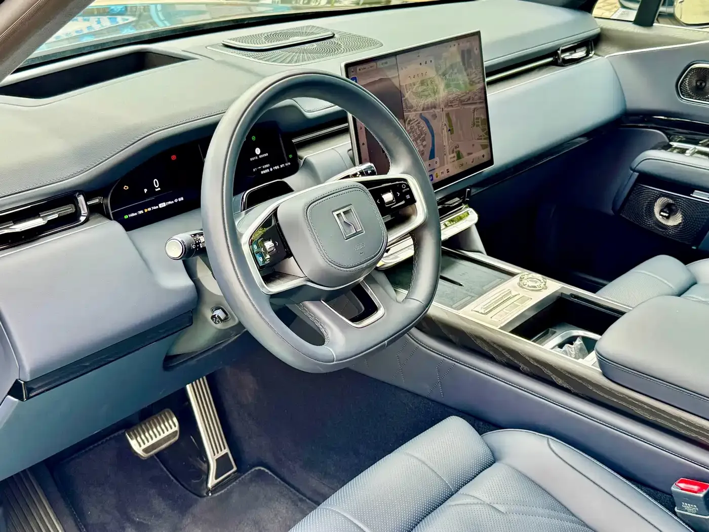 ZEEKR Zeekr 9X 2025 Standard Edition — Фото автомобиля 23