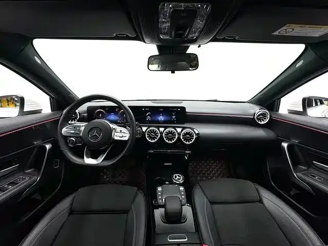Mercedes-Benz A-Class — Фото автомобиля 4