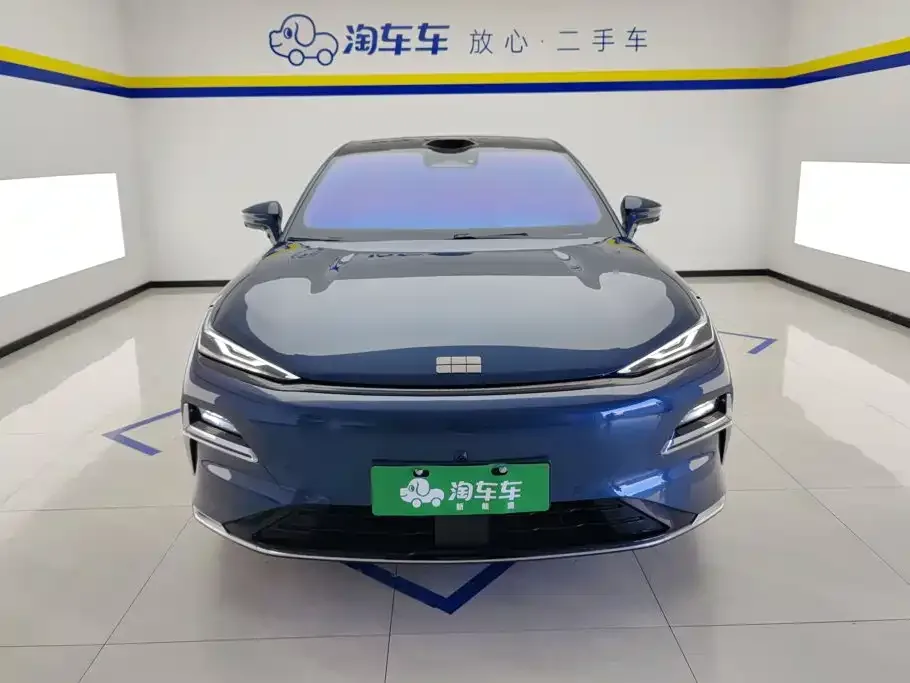 Geely Galaxy Galaxy Xingyao 8 2025 130km EM-P Starship Edition — Фото автомобиля 2