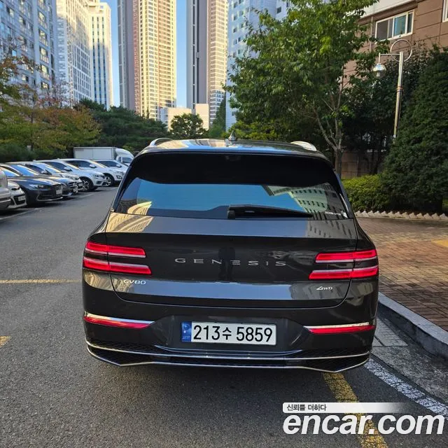 Genesis GV80 — Фото автомобиля 4
