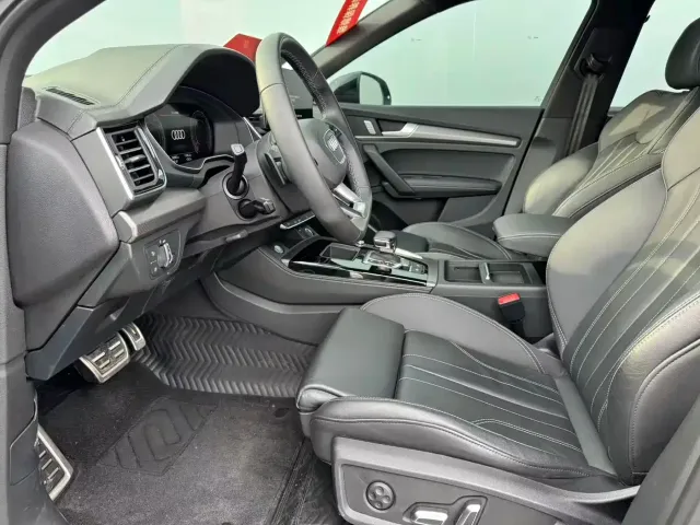 Audi Q5L — Фото автомобиля 5