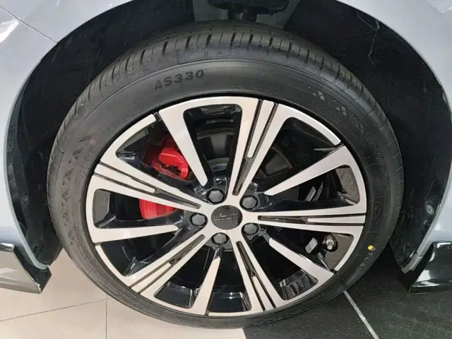 Geely Xingrui — Фото автомобиля 22