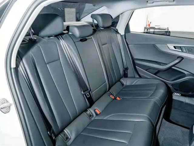 Audi A4L — Фото автомобиля 22