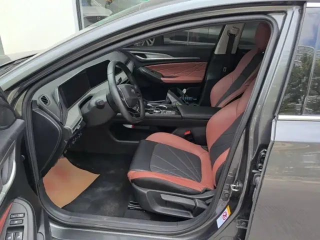Changan Eado — Фото автомобиля 14