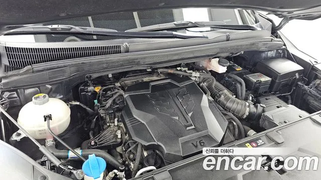 Kia Carnival Generation 4 — Фото автомобиля 9