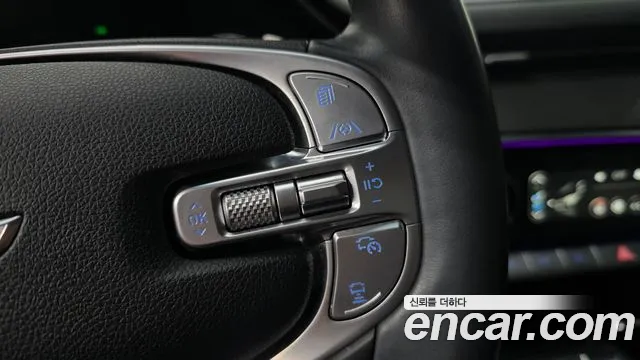 Genesis GV70 2.5T Бензин AWD — Фото автомобиля 28