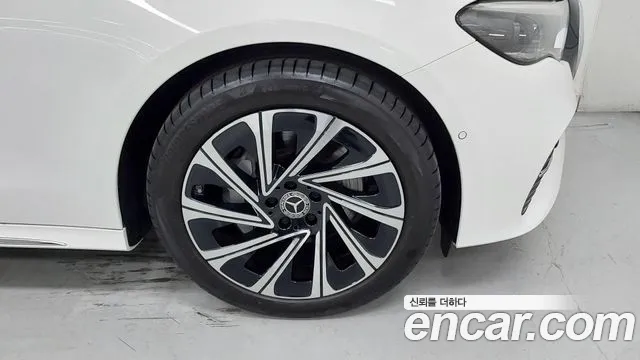 Mercedes-Benz E-Class W214 — Фото автомобиля 5
