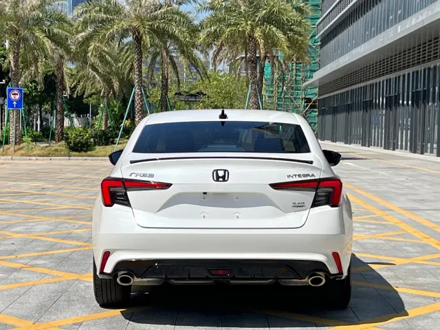 Honda Integra — Фото автомобиля 5