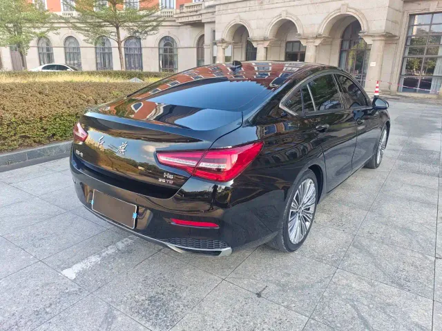 Hongqi H5 — Фото автомобиля 18