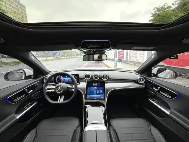 Mercedes-Benz C-Class — Фото автомобиля 4