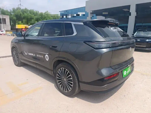 Dongfeng Aeolus L8 — Фото автомобиля 11