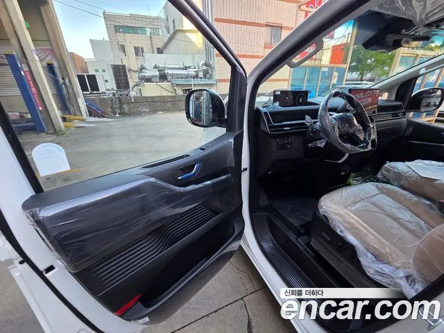 Hyundai Staria — Фото автомобиля 7