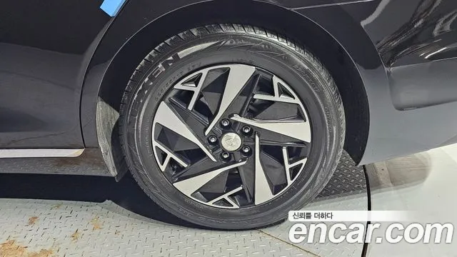 Hyundai Grandeur (New) Hybrid — Фото автомобиля 6