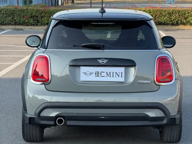 MINI Hatch — Фото автомобиля 2