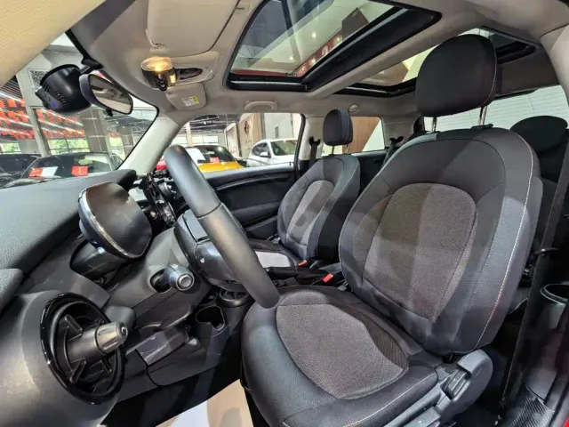 MINI Hatch — Фото автомобиля 13