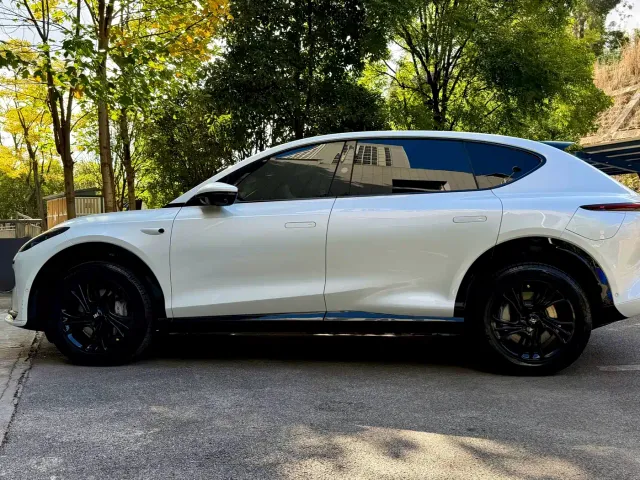 IM Motors LS7 — Фото автомобиля 7