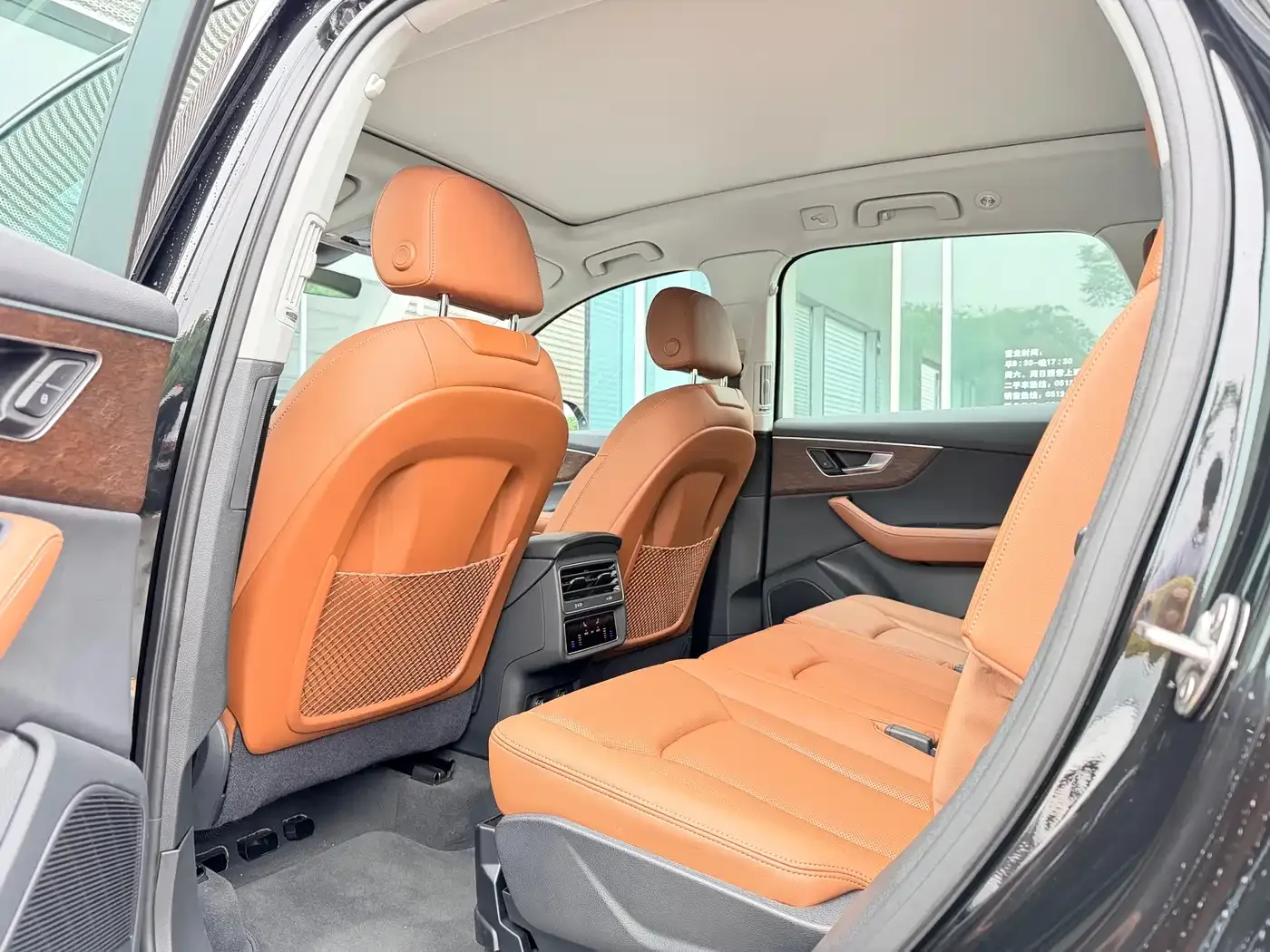 Audi Audi Q7 2025 55 TFSI quattro S line Sport — Фото автомобиля 9