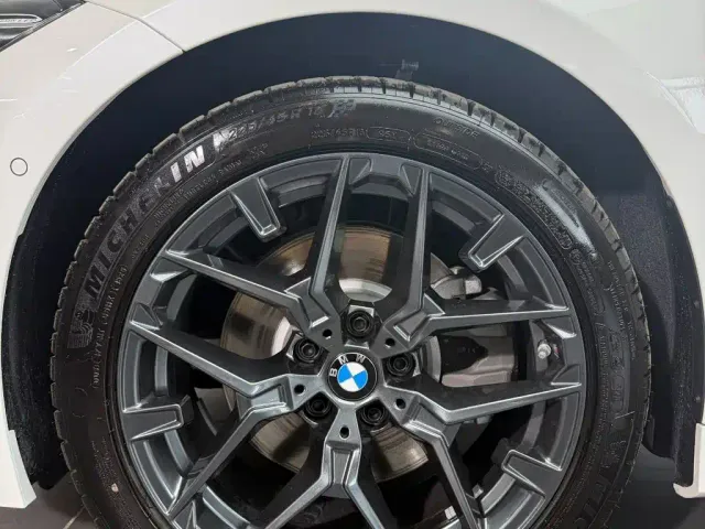 BMW 3 Series — Фото автомобиля 6