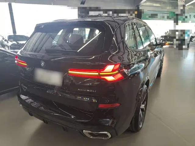 BMW X5 — Фото автомобиля 6