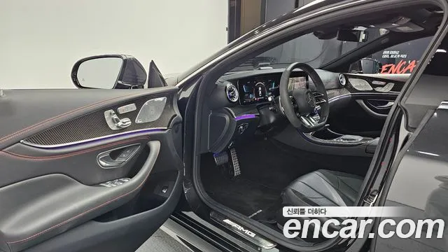Mercedes-Benz CLS-Class — Фото автомобиля 10