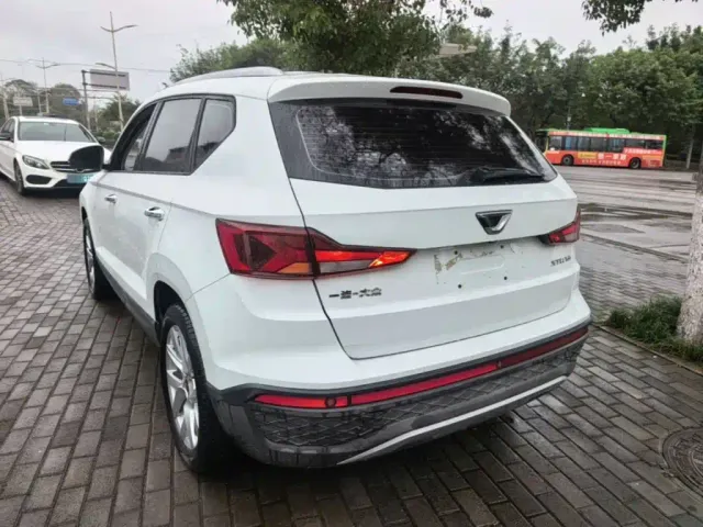 Jetta VS5 — Фото автомобиля 4
