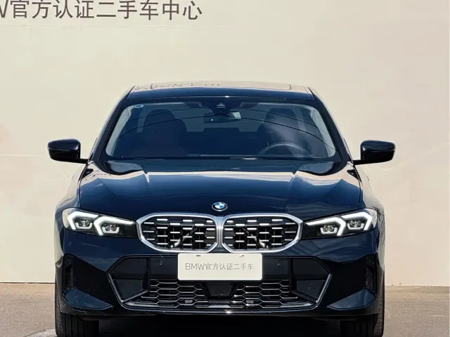 BMW 3 Series — Фото автомобиля 2
