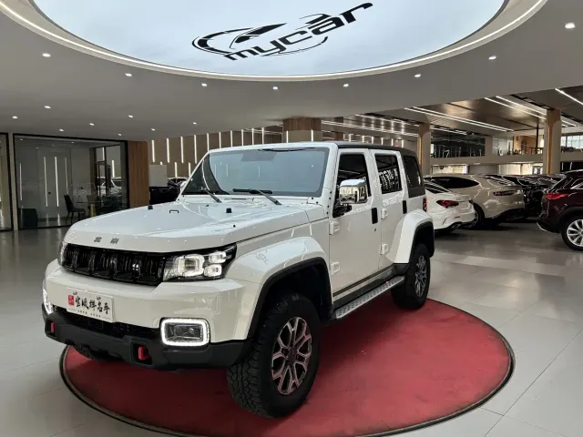 Фотография автомобиля — BAIC BJ40