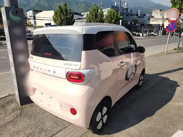 Wuling Hongguang Mini EV — Фото автомобиля 6