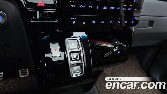 Hyundai Staria — Фото автомобиля 8