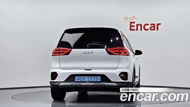 Kia Niro Niro Plus Air — Фото автомобиля 4