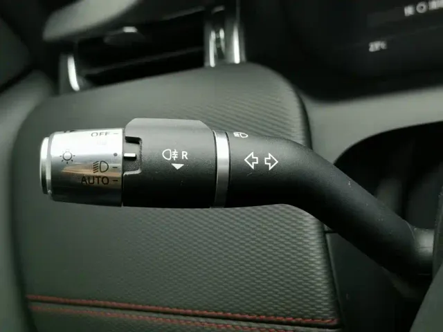 Land Rover Discovery Sport — Фото автомобиля 21