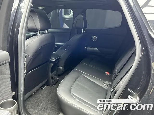 Genesis GV60 — Фото автомобиля 8