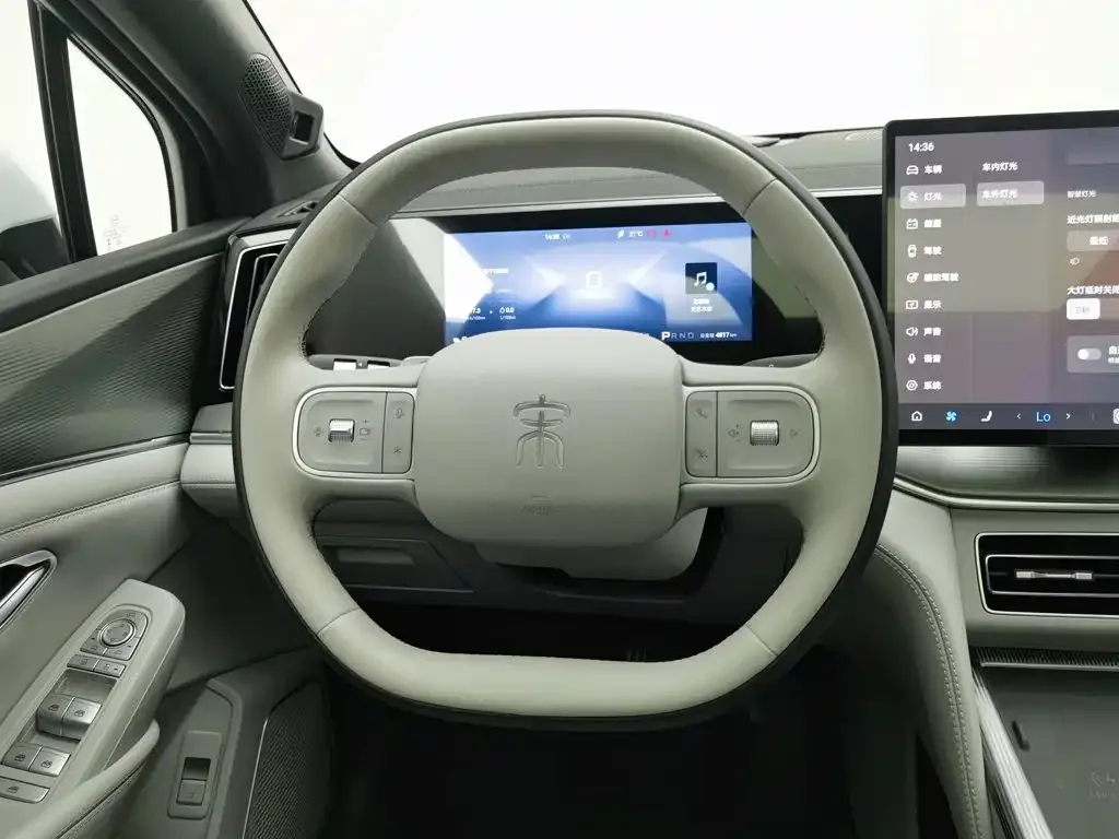 BYD Song Ultra — Фото автомобиля 11