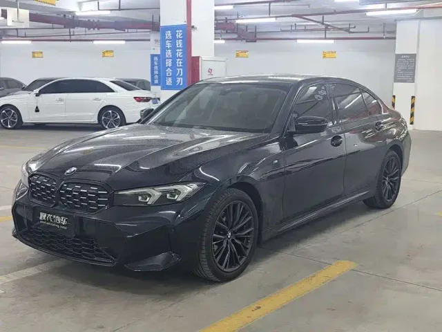Фотография автомобиля — BMW 3 Series