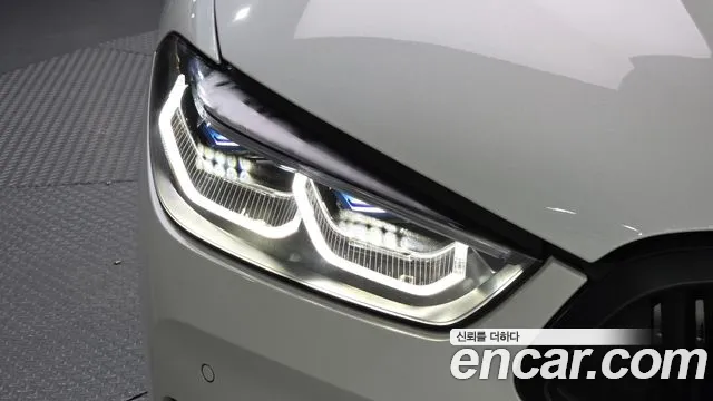 BMW 8-Series — Фото автомобиля 19