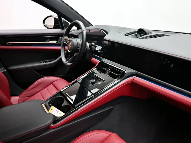 Porsche Panamera — Фото автомобиля 4