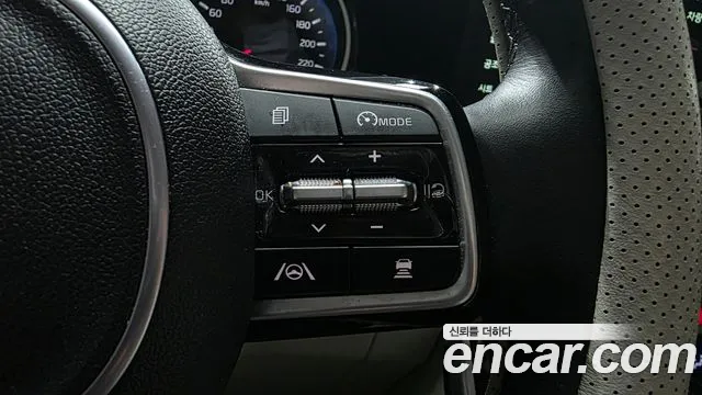 Kia Carnival 4th Gen — Фото автомобиля 23