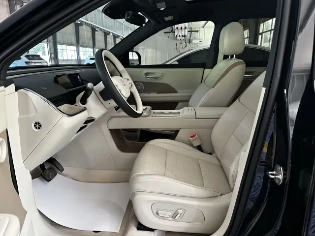 Toyota BoZhi 3X — Фото автомобиля 7