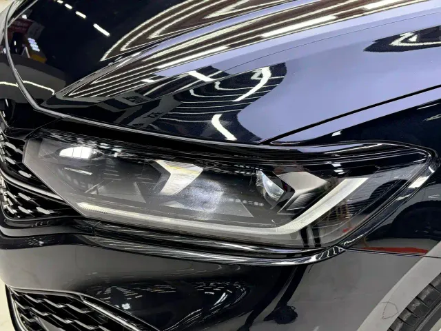 Volkswagen Passat — Фото автомобиля 5