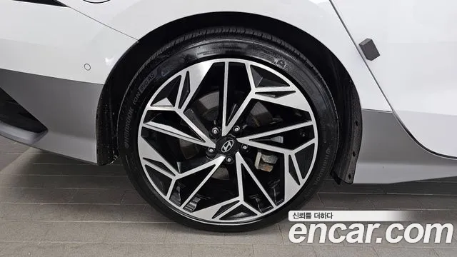 Hyundai Ioniq6 Long Range AWD — Фото автомобиля 3