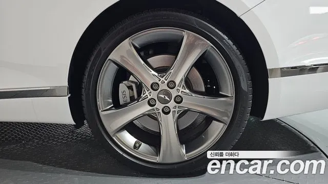 Genesis G80 RG3 — Фото автомобиля 6