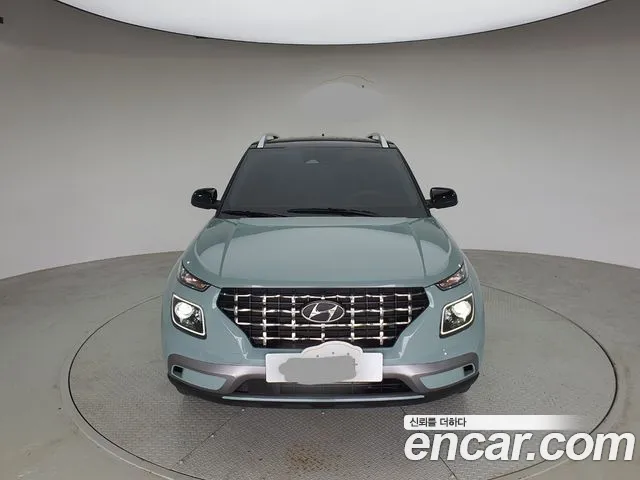 Hyundai Venue — Фото автомобиля 3